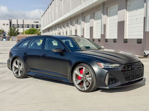 Used 2023 Audi RS 6 w/ Carbon Optic Package image 8