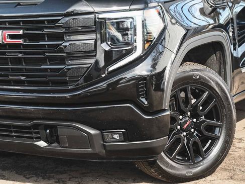 Used 2024 GMC Sierra 1500 Elevation image 36