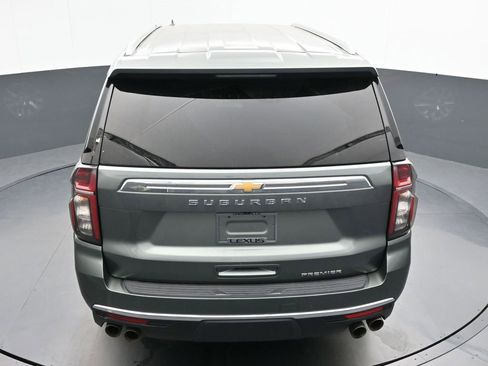 Used 2023 Chevrolet Suburban Premier AWD/4WD image 39