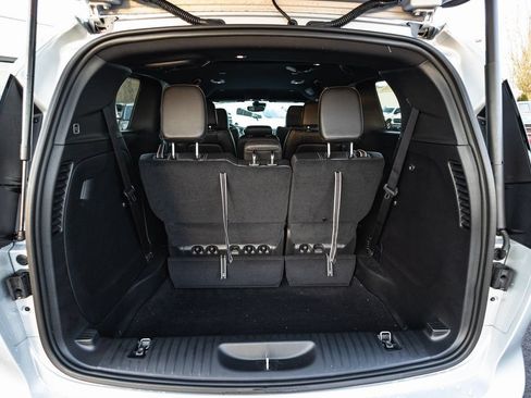 New 2026 Chrysler Pacifica Select FWD image 34
