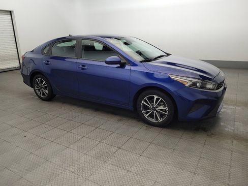 Used 2022 Kia Forte LXS image 11