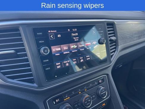 Certified 2020 Volkswagen Atlas Cross Sport SE image 12