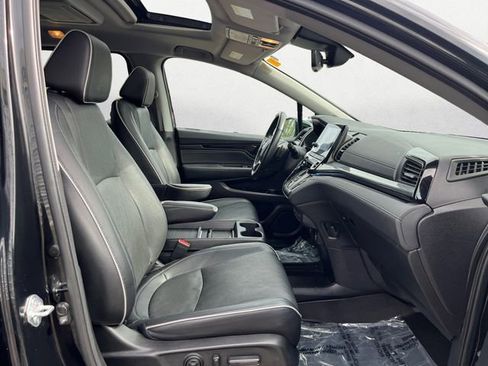 Used 2022 Honda Odyssey Elite image 16
