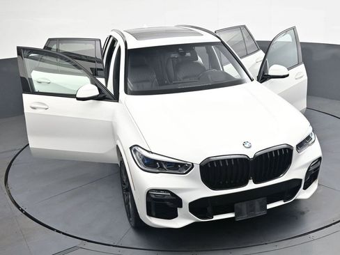 Used 2020 BMW X5 M50i w/ Executive Package AWD/4WD image 36