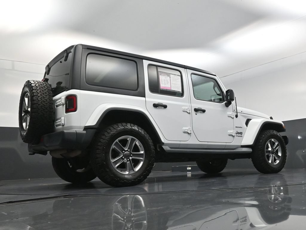 Used 2019 Jeep Wrangler Unlimited Sahara AWD/4WD image 22