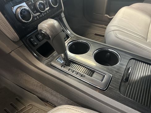 Used 2016 Chevrolet Traverse LT image 31