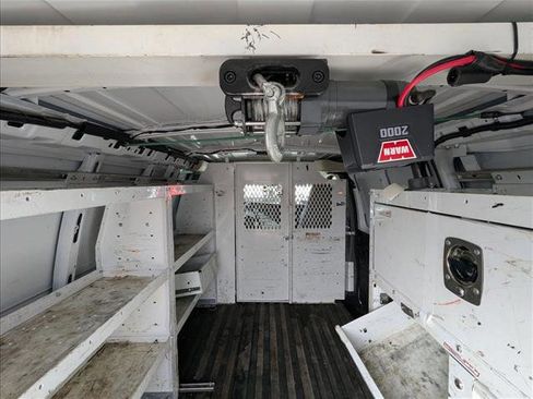 Used 2020 Chevrolet Express 3500 w/ Driver Convenience Package image 20