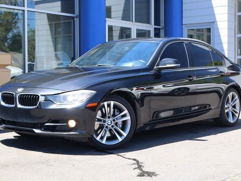 Used 2013 BMW 335i Sedan RWD image 1