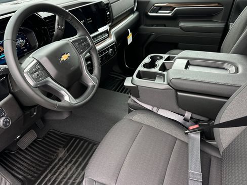 New 2026 Chevrolet Silverado 3500 LT image 10