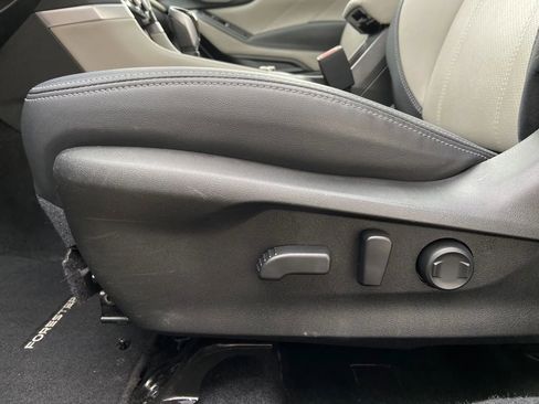 Used 2023 Subaru Forester Limited image 12