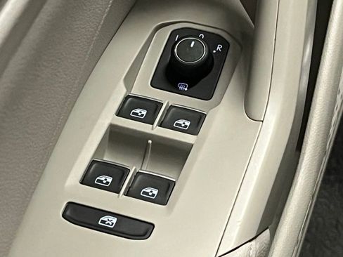 Certified 2023 Volkswagen Jetta S image 14