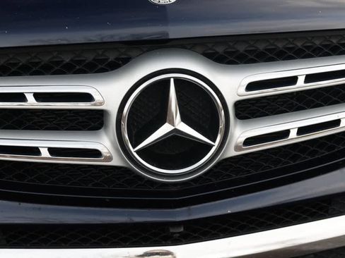 Used 2018 Mercedes-Benz GLS 450 4MATIC image 35