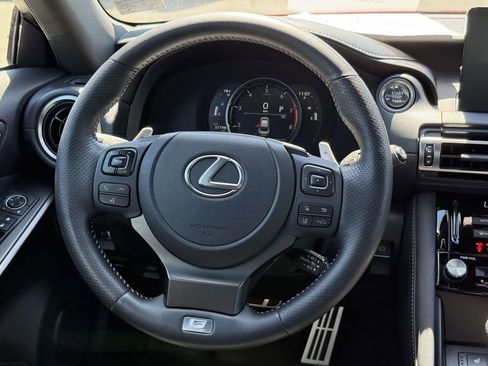 Used 2022 Lexus IS 350 F Sport w/ Memory Package AWD/4WD image 9