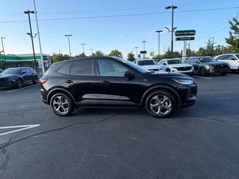 Used 2025 Ford Escape ST-Line FWD image 5