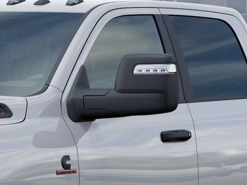 New 2026 RAM 2500 Big Horn AWD/4WD image 12