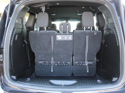 Used 2019 Chrysler Pacifica Touring Plus w/ S Appearance Package image 12