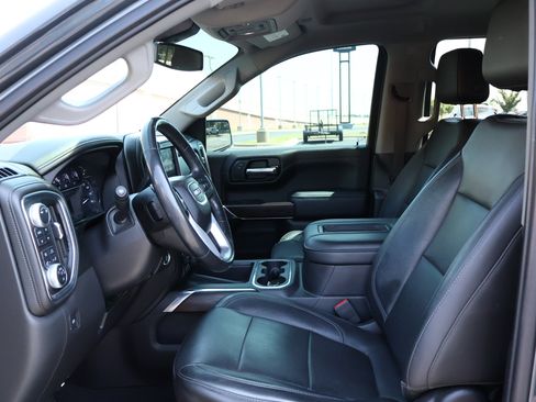 Used 2019 GMC Sierra 1500 SLT w/ SLT Premium Plus Package AWD/4WD image 10
