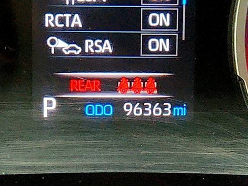 Used 2019 Toyota RAV4 XLE image 16