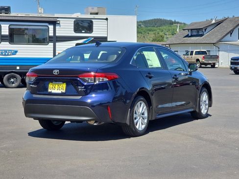 New 2026 Toyota Corolla XLE FWD image 5