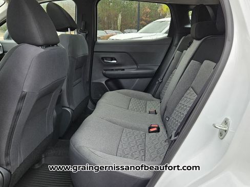 New 2026 Nissan Kicks SV w/ SV Premium Package image 4