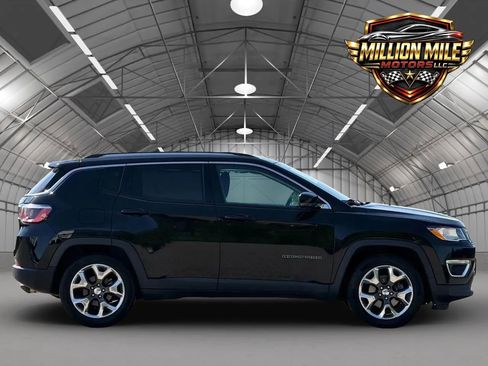 Used 2019 Jeep Compass Limited FWD image 7