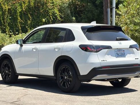 Certified 2026 Honda HR-V Sport image 6