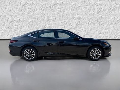 Used 2023 Lexus ES 350 w/ Accessory Package (Z2) FWD image 2
