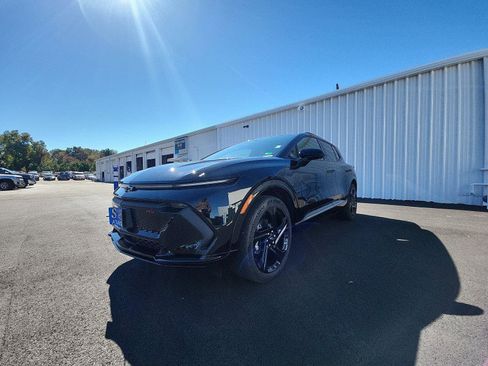 New 2025 Chevrolet Equinox EV RS image 1