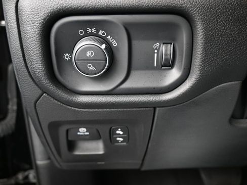 Used 2022 RAM 1500 Big Horn image 17