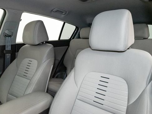 Used 2017 Kia Sportage LX w/ LX Popular Package FWD image 11