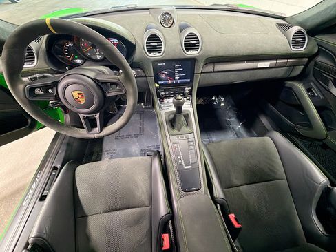 Certified 2023 Porsche 718 Cayman GT4 RS RWD image 15