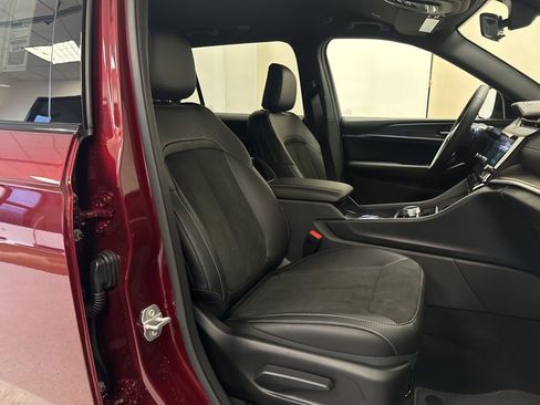 New 2026 Jeep Grand Cherokee L 4WD image 40