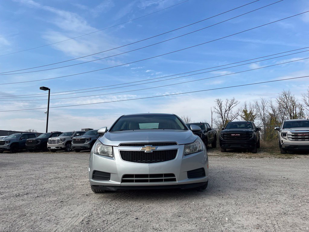 Used 2012 Chevrolet Cruze LT FWD image 4