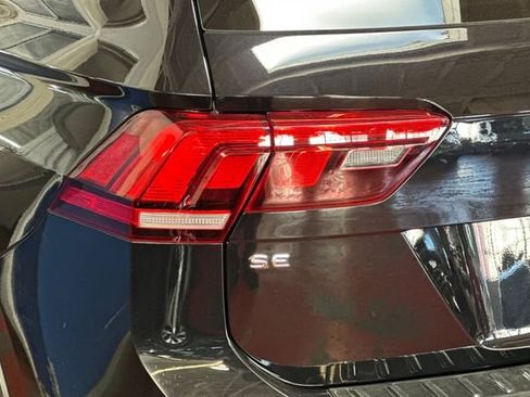 Certified 2023 Volkswagen Tiguan SE R-Line image 35