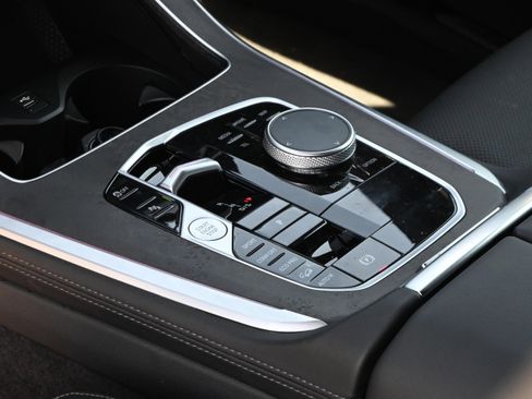 Certified 2025 BMW X5 xDrive40i w/ M Sport Package image 23