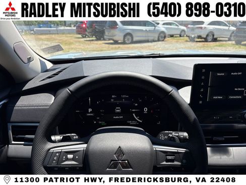 New 2026 Mitsubishi Outlander SEL AWD/4WD image 6
