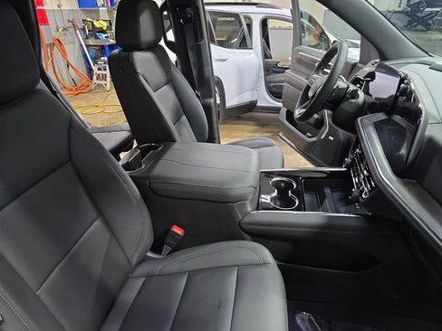 New 2026 Chevrolet Tahoe Z71 w/ Comfort Package AWD/4WD image 11