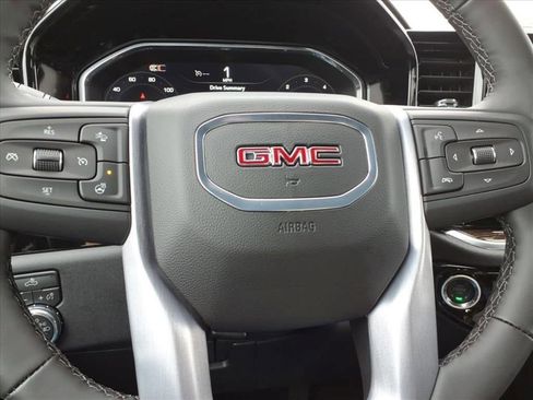 New 2026 GMC Sierra 1500 Elevation w/ X31 Off-Road Package AWD/4WD image 21