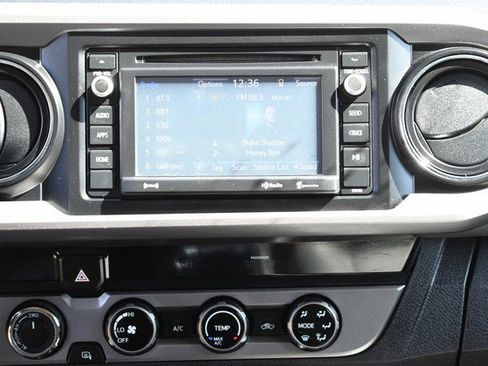 Used 2017 Toyota Tacoma SR5 w/ Tow Package image 19