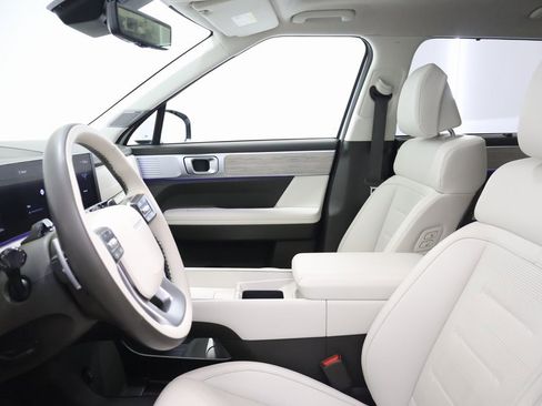 Used 2024 Hyundai Santa Fe Calligraphy image 13