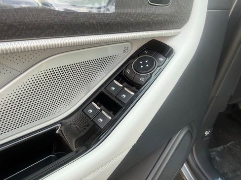 New 2026 Ford Explorer Platinum AWD/4WD image 13