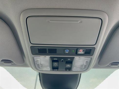 Used 2023 Honda Odyssey Touring image 31