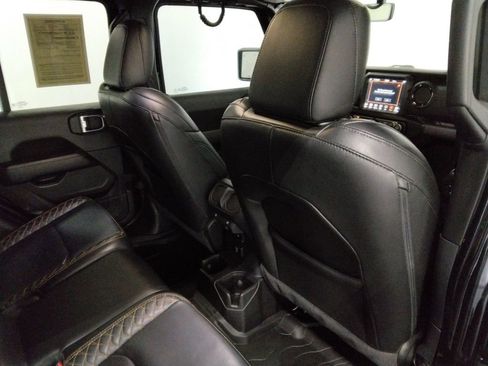 Used 2021 Jeep Gladiator Overland image 44