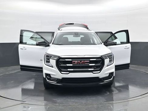 Used 2023 GMC Terrain AT4 w/ Tech Package image 31