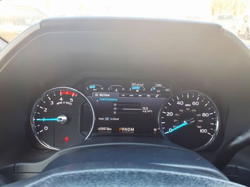 Certified 2022 Ford F250 Lariat AWD/4WD image 28