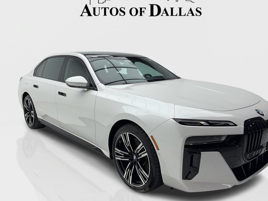 Used 2023 BMW 760i xDrive AWD/4WD image 1