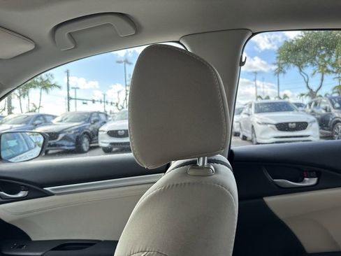 Used 2017 Honda Civic EX image 17