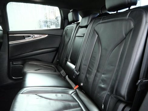 Used 2016 Lincoln MKX Reserve w/ Climate Package AWD/4WD image 15