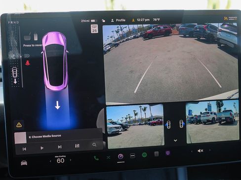 Used 2025 Tesla Model 3 image 25