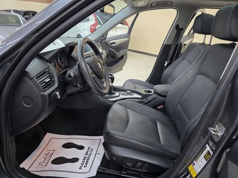 Used 2015 BMW X1 sDrive28i RWD image 17